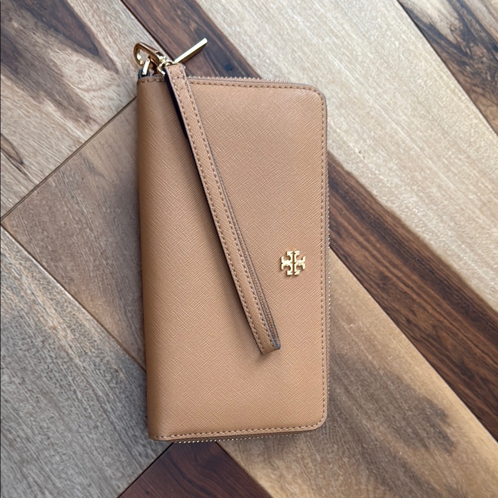 Tory Burch Camel Leather Wristlet